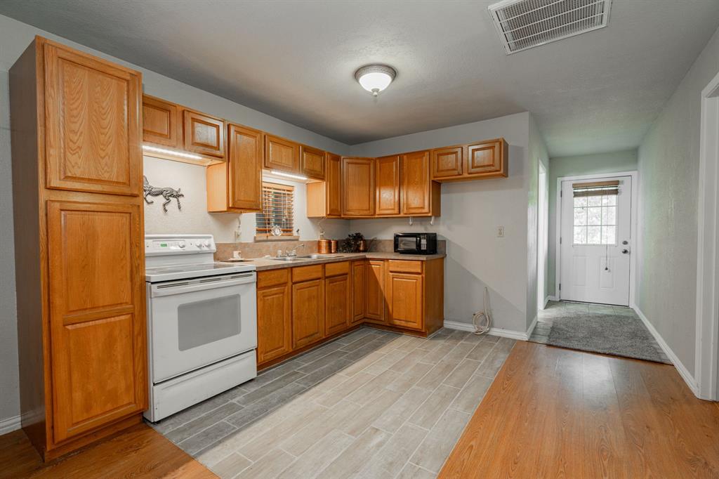 HENRY D BOHANNAN - Commercial Sale