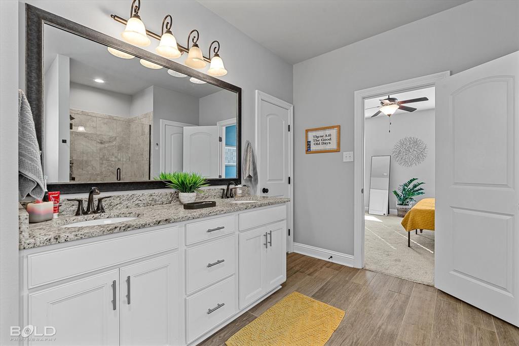 Bossier City, Louisiana 71111, United States, 4 Bedrooms Bedrooms, ,2 BathroomsBathrooms,Residential,Pending,18705