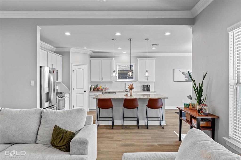 Bossier City, Louisiana 71111, United States, 4 Bedrooms Bedrooms, ,2 BathroomsBathrooms,Residential,Pending,18705