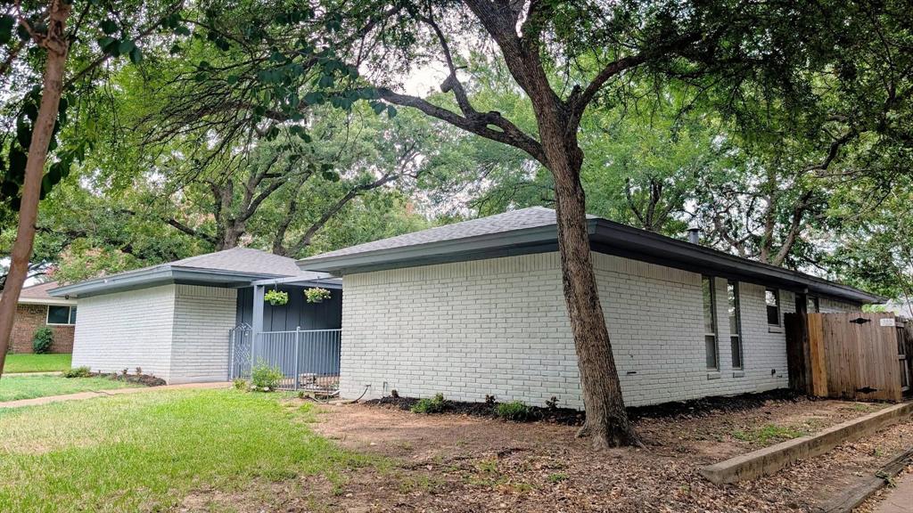 1756 Cynthia Lane