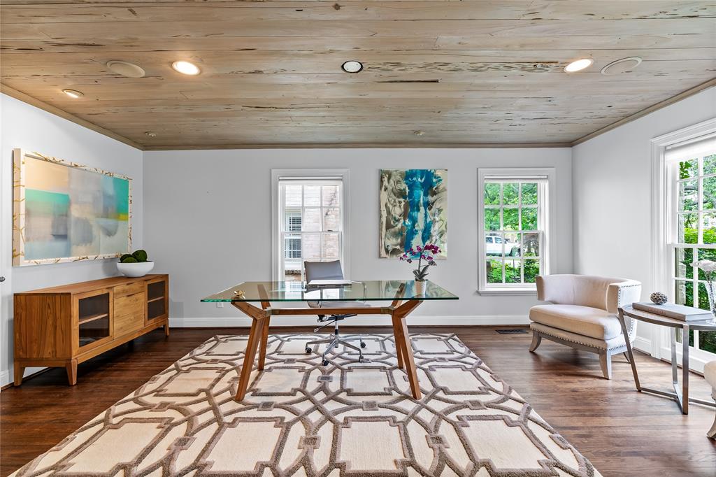 Francis Daniel - Residential