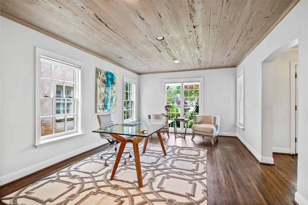 Francis Daniel - Residential