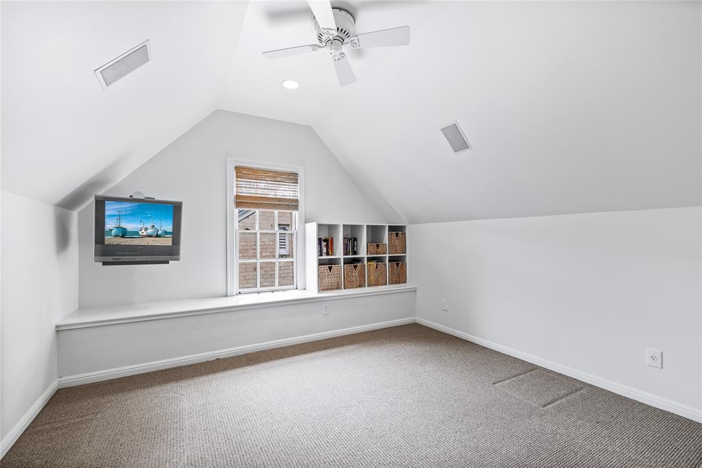 Francis Daniel - Residential