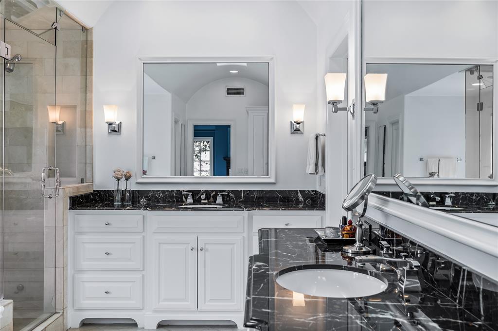 Francis Daniel - Residential