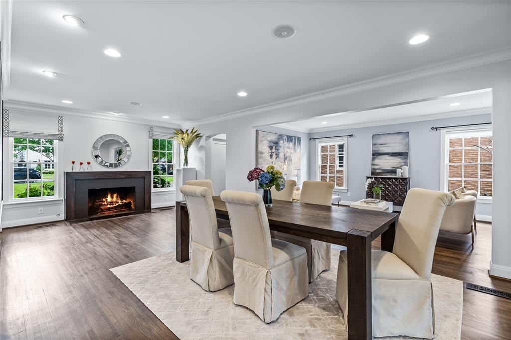 Francis Daniel - Residential