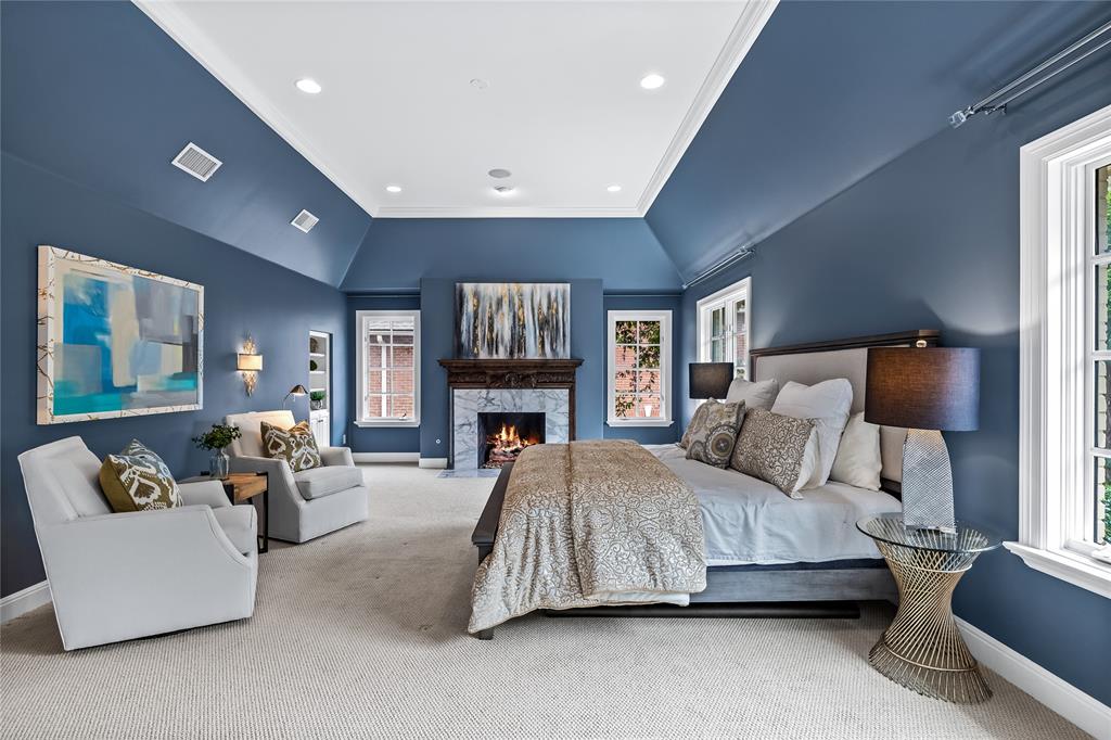 Francis Daniel - Residential