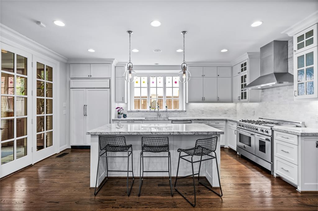 Francis Daniel - Residential