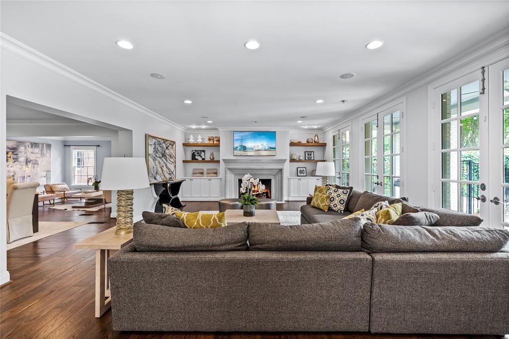 Francis Daniel - Residential