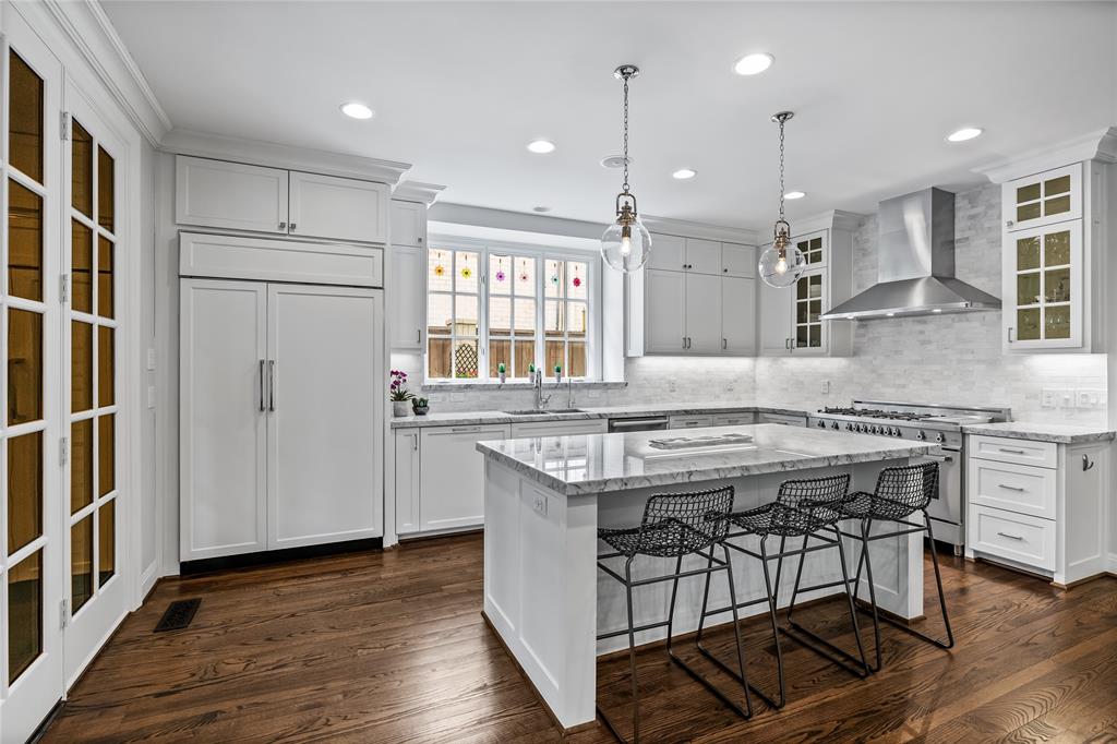 Francis Daniel - Residential