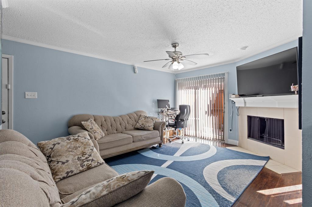 Preston Oaks Crossing Condos 01 & 02 - Residential