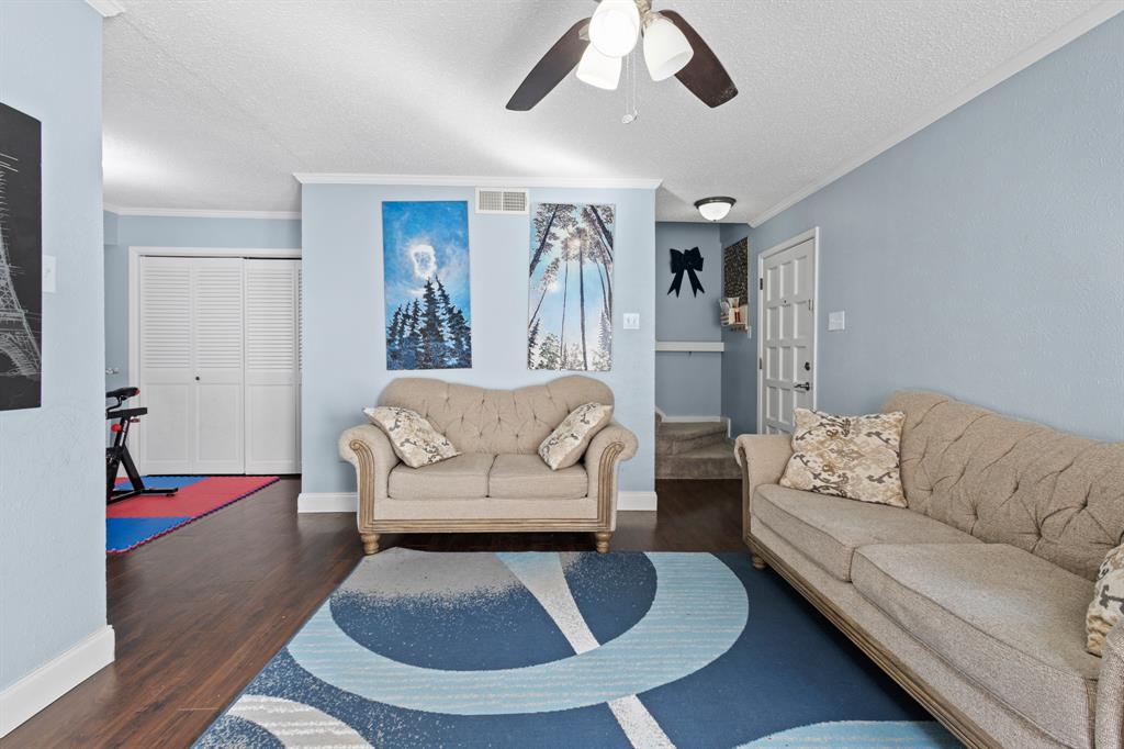 Preston Oaks Crossing Condos 01 & 02 - Residential