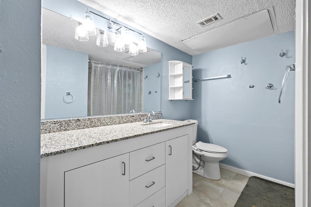 Preston Oaks Crossing Condos 01 & 02 - Residential