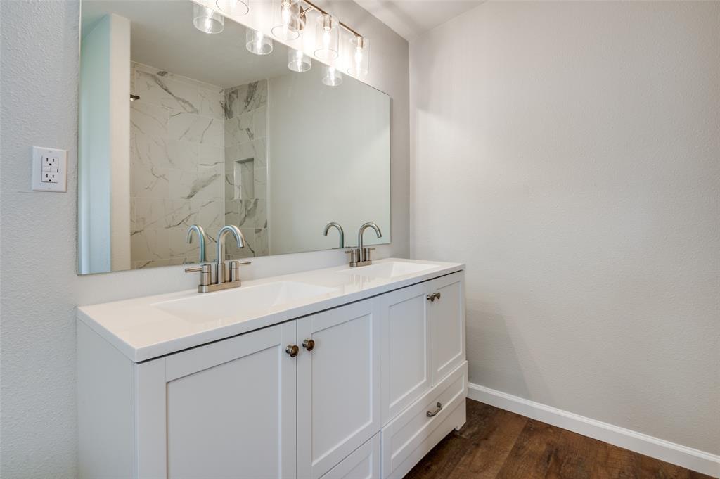 Rocky Falls - Residential