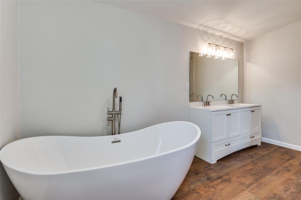 Rocky Falls - Residential