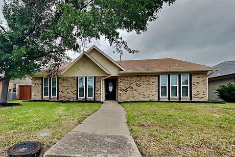 229 S Heartz Road Coppell TX 75019
