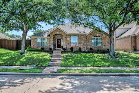 2404 Queens Court Carrollton TX 75006