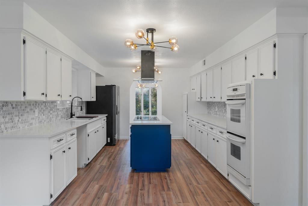 University Hills 02 - Residential