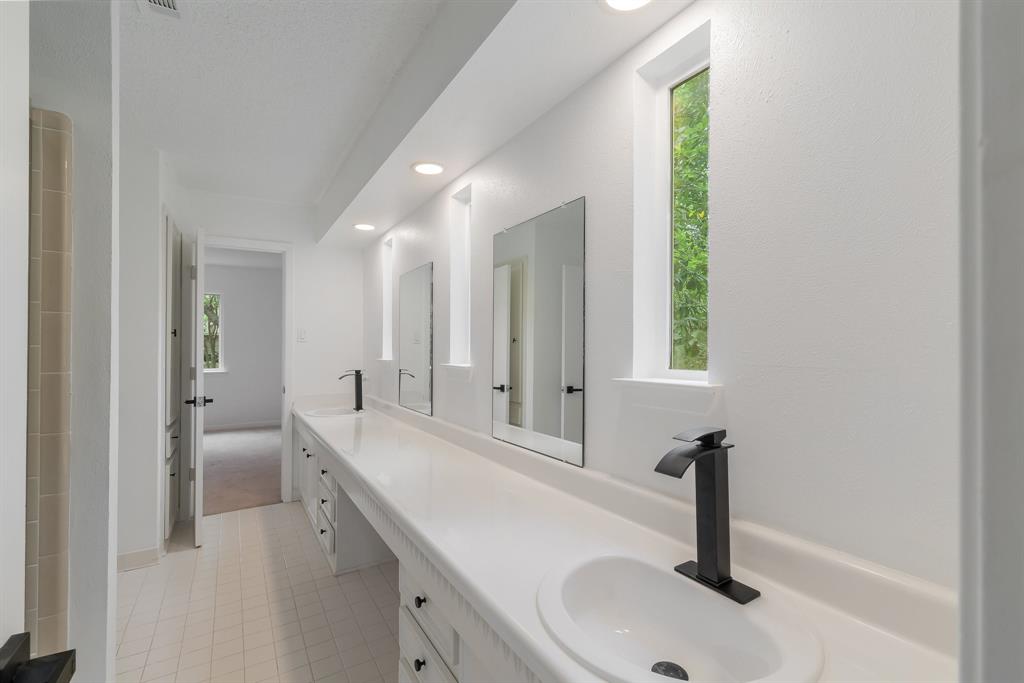 University Hills 02 - Residential