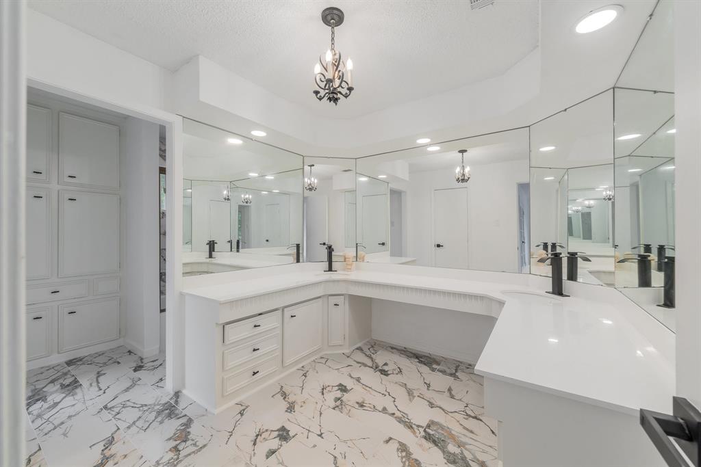 University Hills 02 - Residential