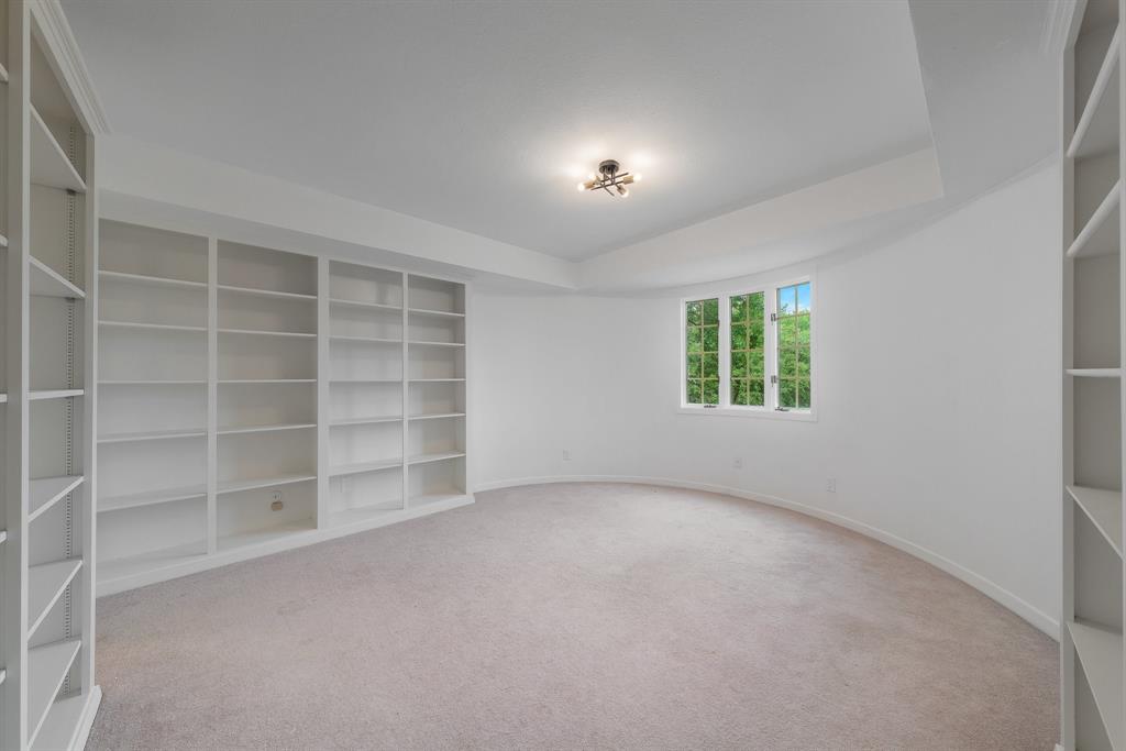 University Hills 02 - Residential