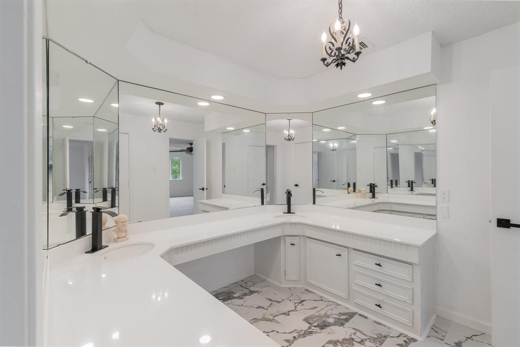 University Hills 02 - Residential