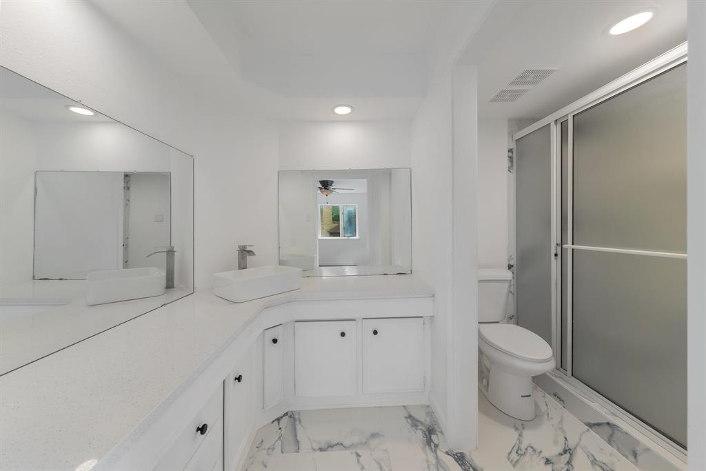 University Hills 02 - Residential