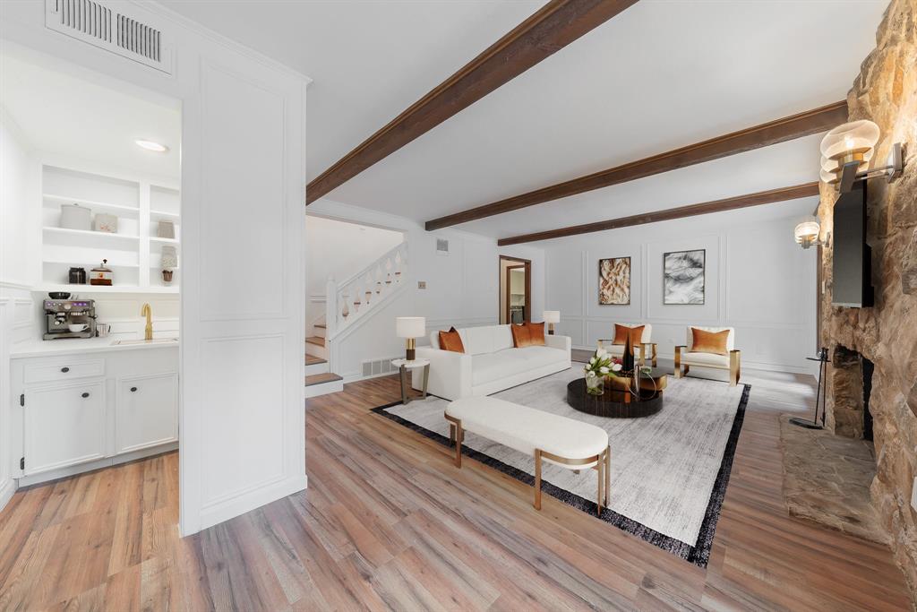 University Hills 02 - Residential