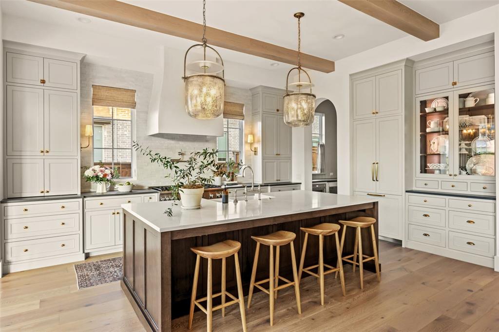 4630 Silver Cliff Drive