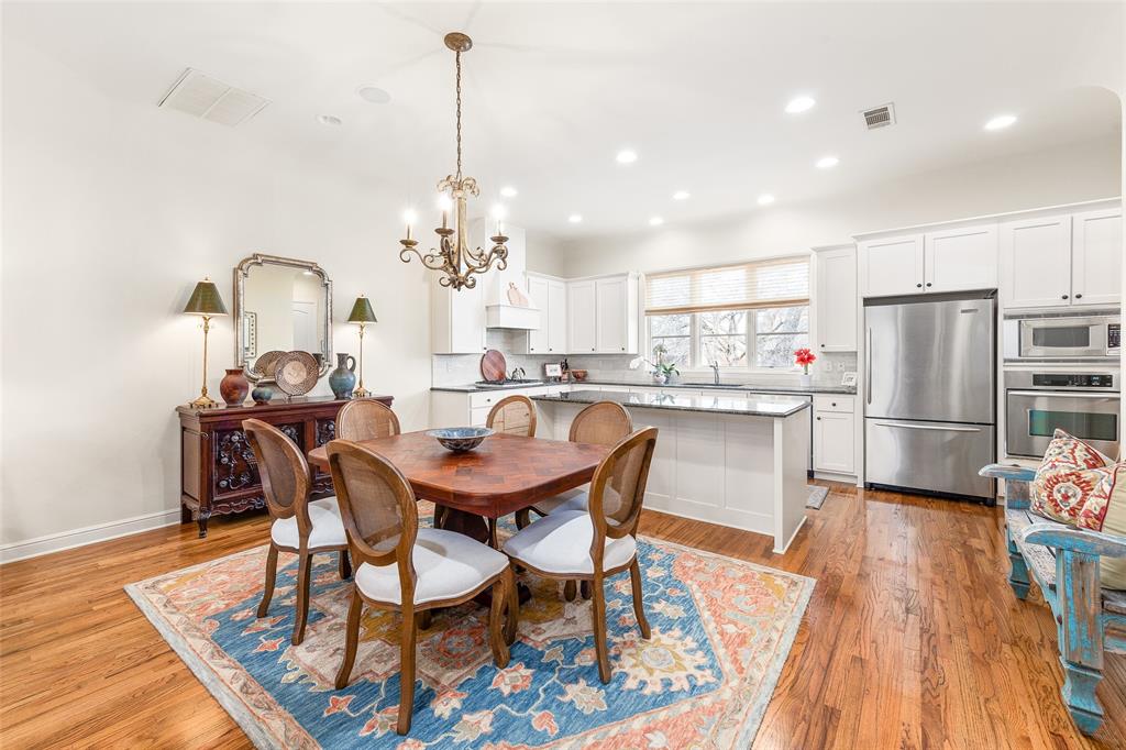 271 Casa Blanca Avenue