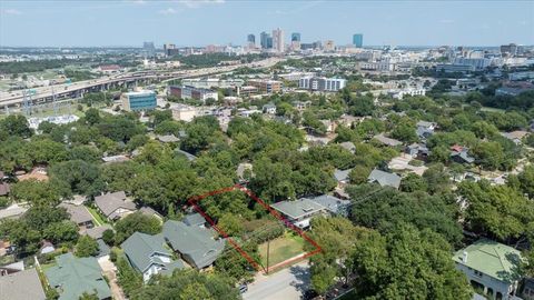 2328 Mistletoe Boulevard Fort Worth TX 76110