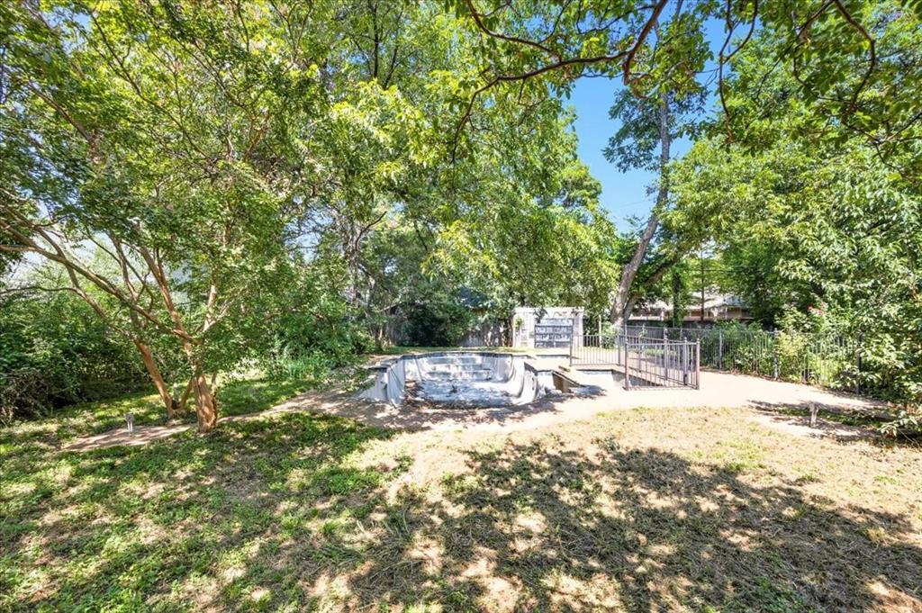 MISTLETOE SANGAMO ADDITION - Land