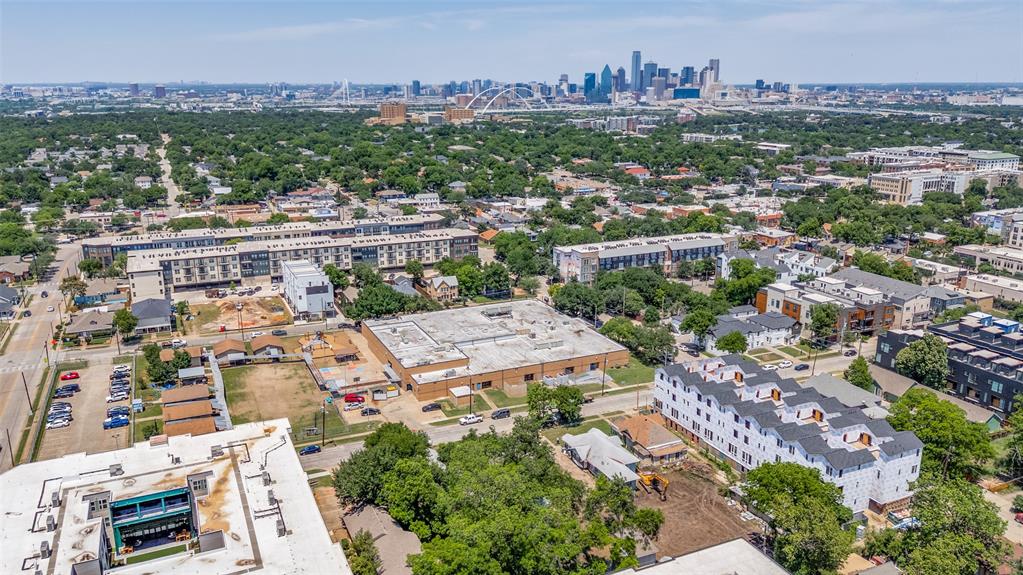 Dallas Land & Loan 02 - Residential