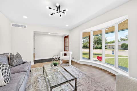 Tiny photo for 5737 Everglade Road, Dallas, TX 75227 (MLS # 21341213)