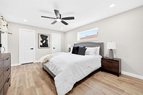 Tiny photo for 5737 Everglade Road, Dallas, TX 75227 (MLS # 21341213)