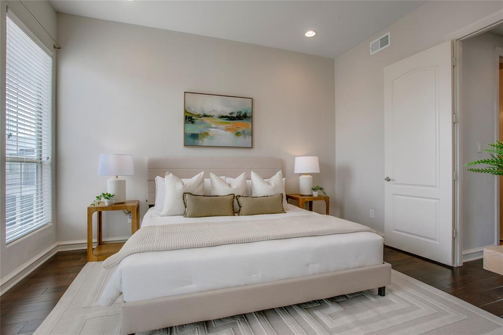 2100 N FITZHUGH CONDOMINIUMS - Residential