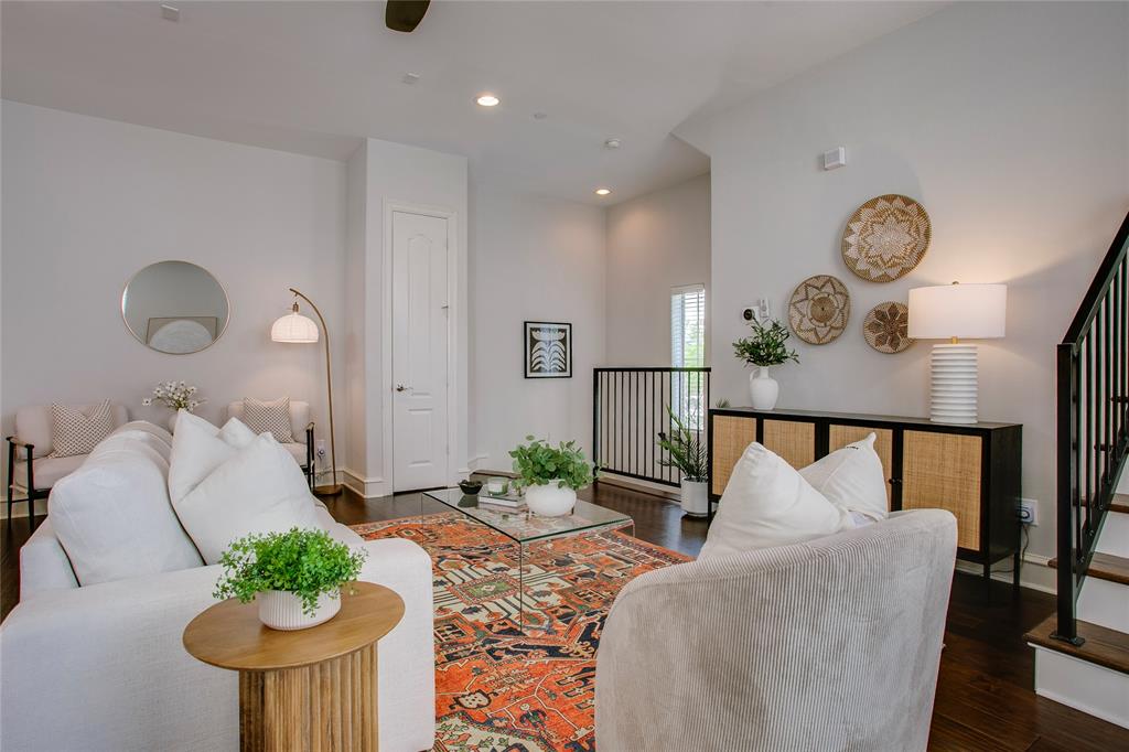 2100 N FITZHUGH CONDOMINIUMS - Residential