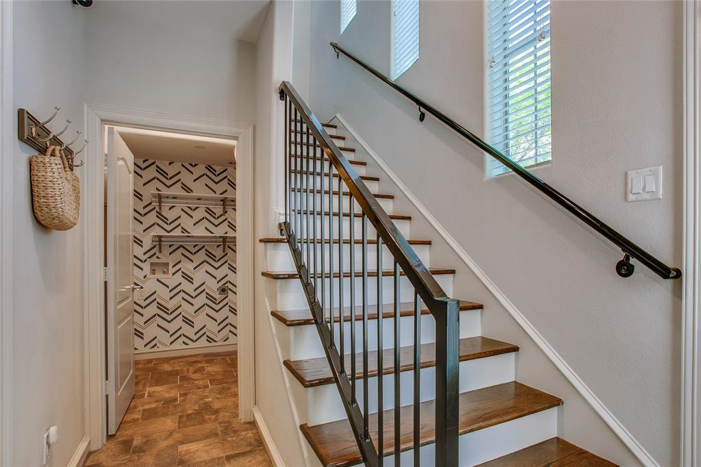 2100 N FITZHUGH CONDOMINIUMS - Residential