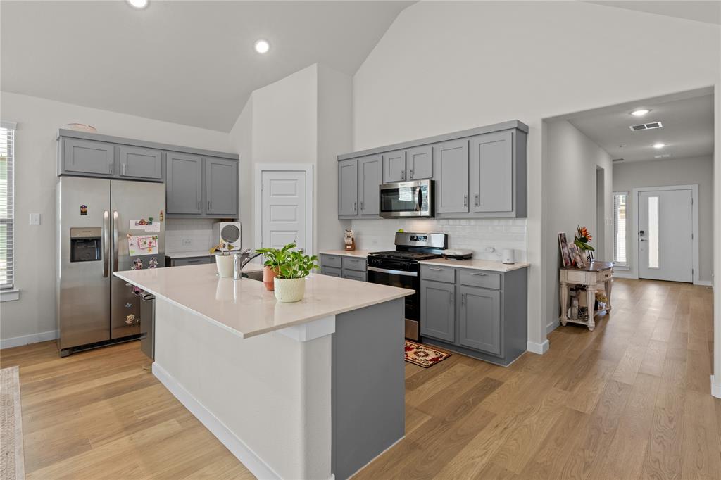 Lakepointe Ph III - Residential