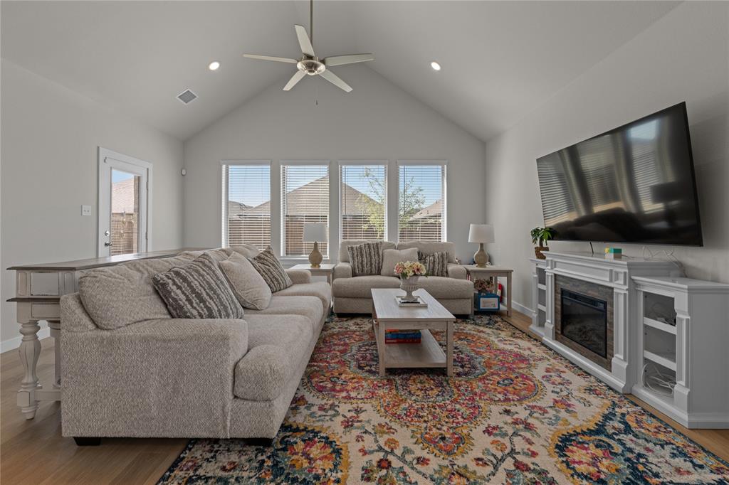 Lakepointe Ph III - Residential