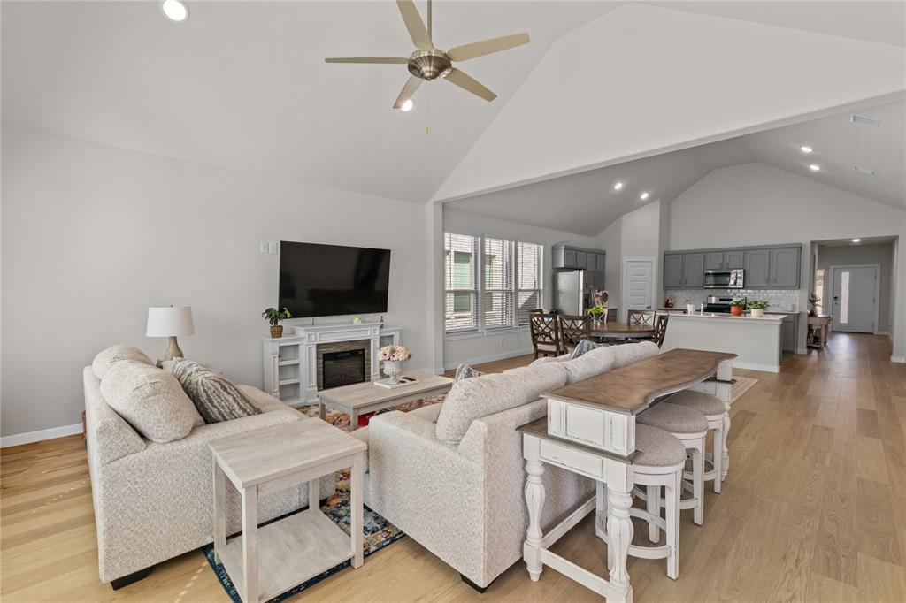 Lakepointe Ph III - Residential