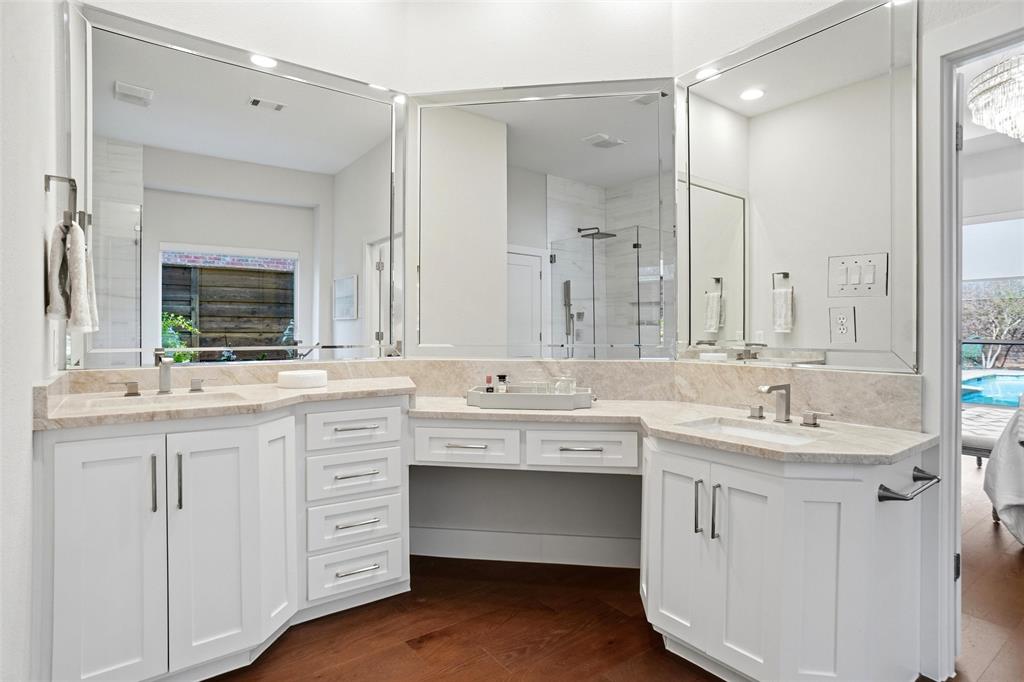 Lakes Of Highland Oaks The - Residential
