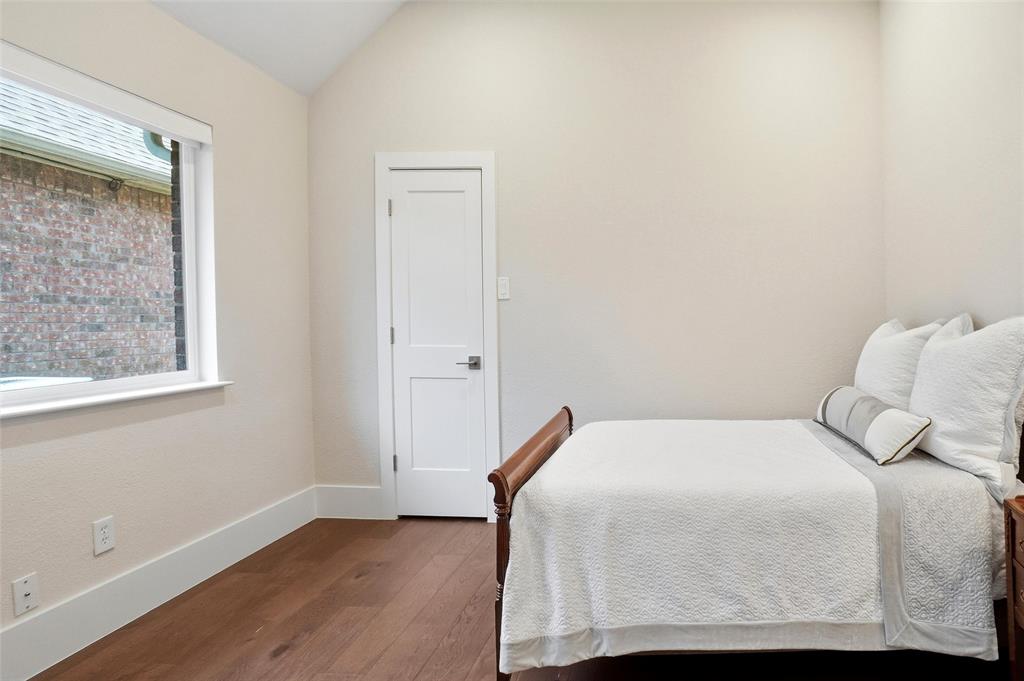 Lakes Of Highland Oaks The - Residential