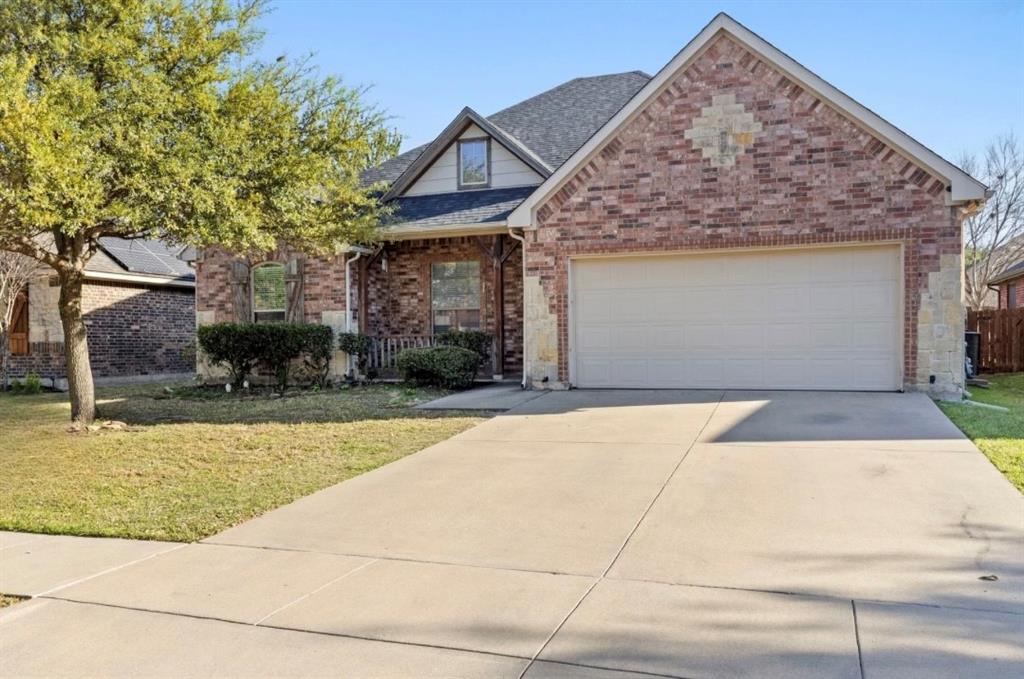 Common At Willow Creek - Residential