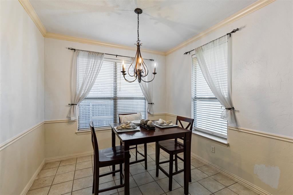 Common At Willow Creek - Residential