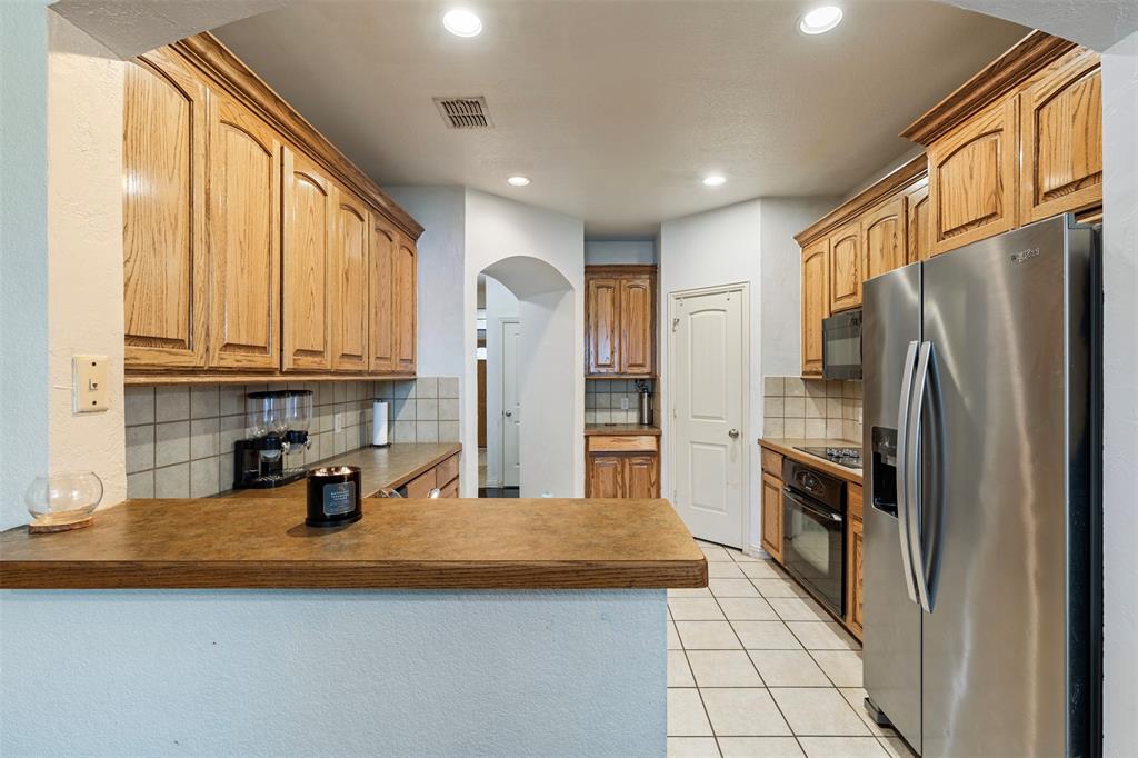 Common At Willow Creek - Residential