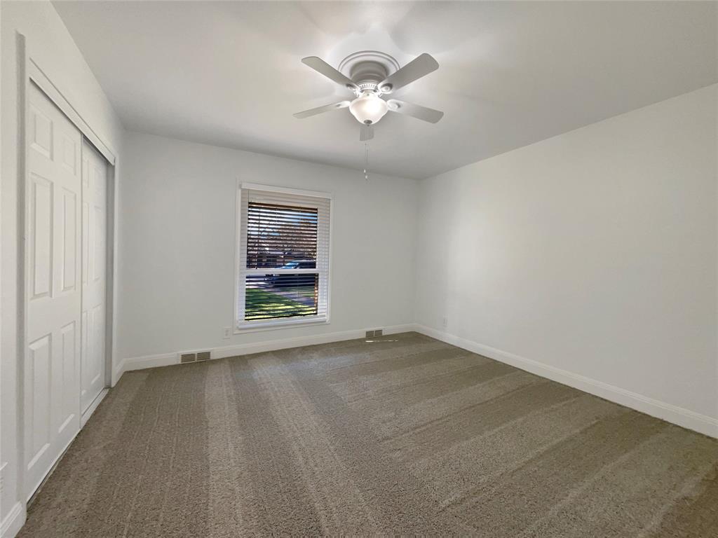 3855 Crest Cove Circle