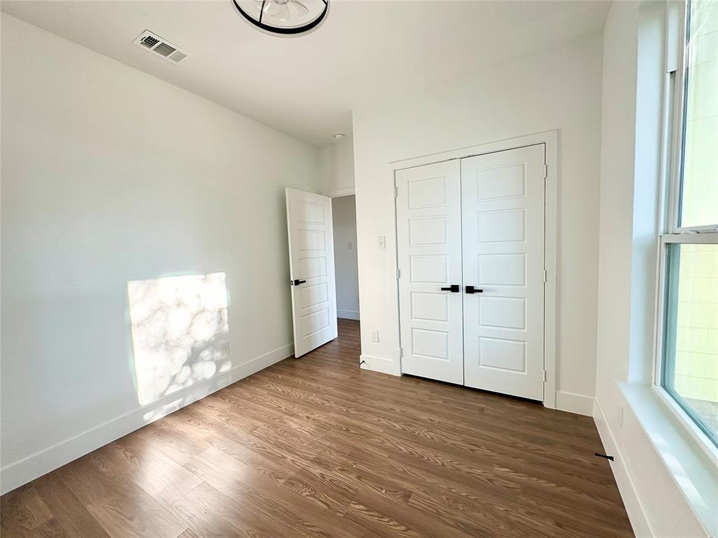 Mays Brook Spring Ave - Residential