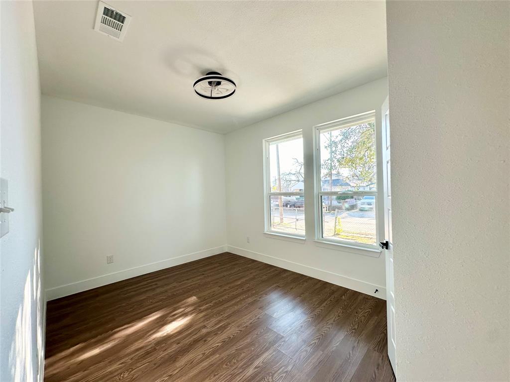 Mays Brook Spring Ave - Residential