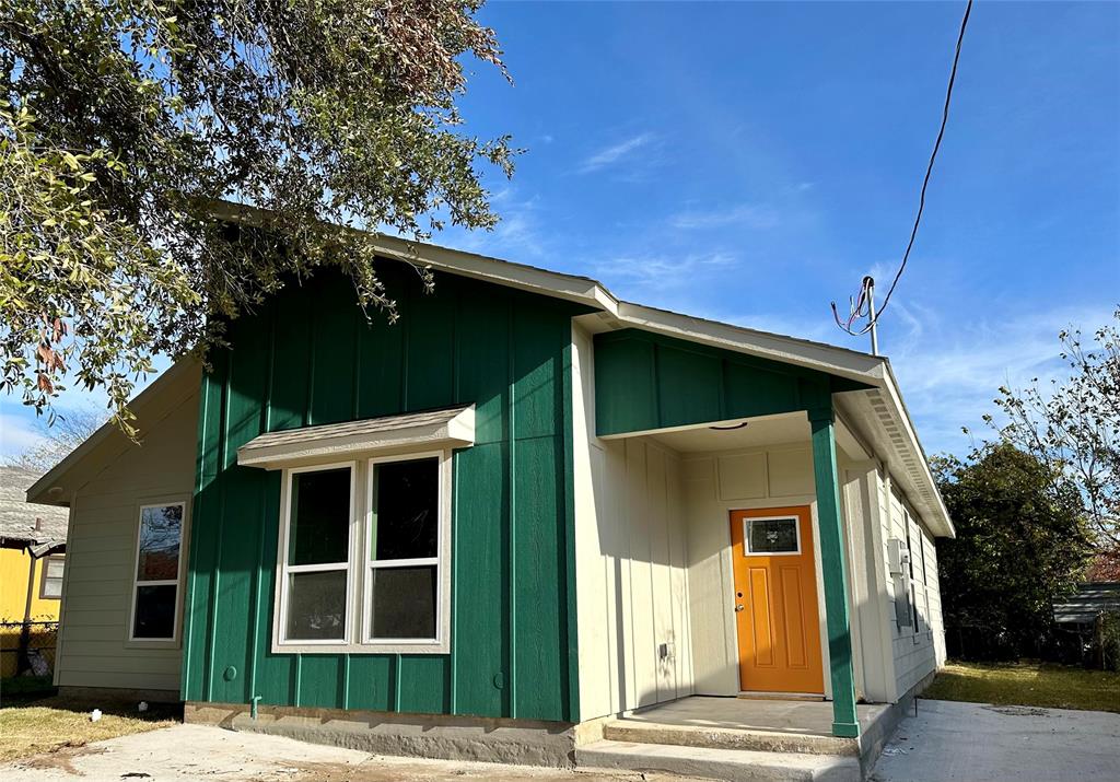 Mays Brook Spring Ave - Residential