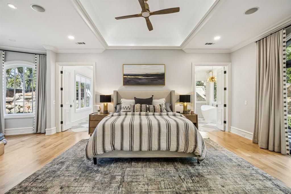 1100 La  Paloma Court